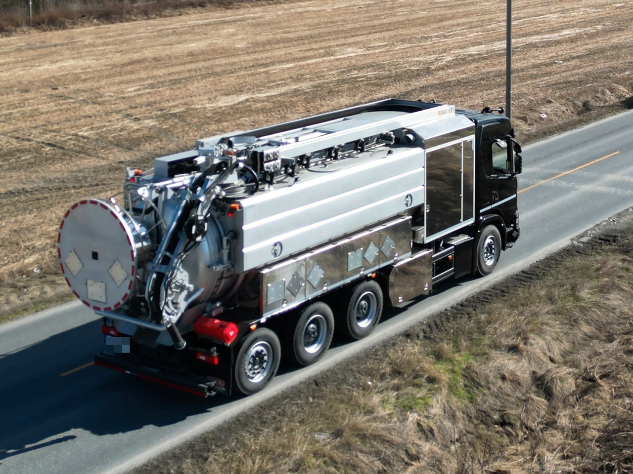 Scania G500 8x4 ADR Suge-Spylebil - Asenizācijas mašīna: foto 2 Scania G500 8x4 ADR Suge-Spylebil - Asenizācijas mašīna: foto 2