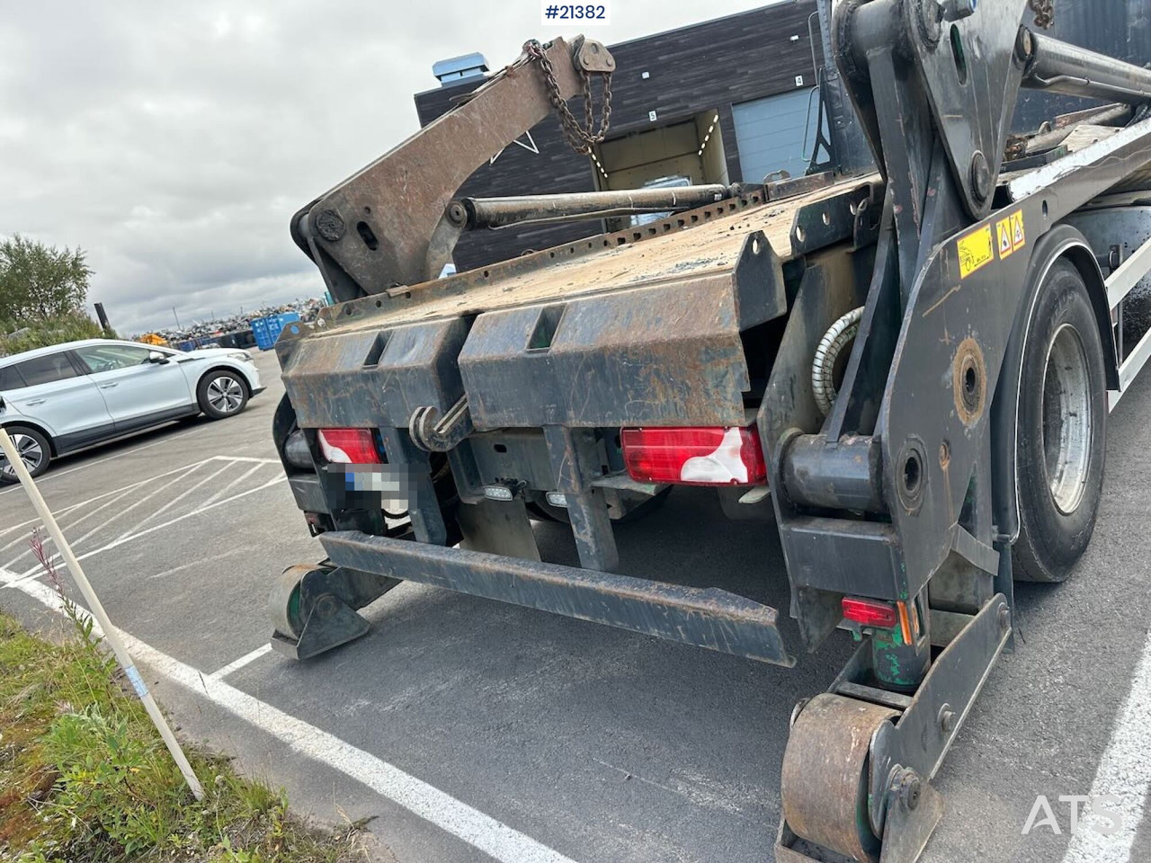 Būvgružu konteineru vedējs Scania P280: foto 10