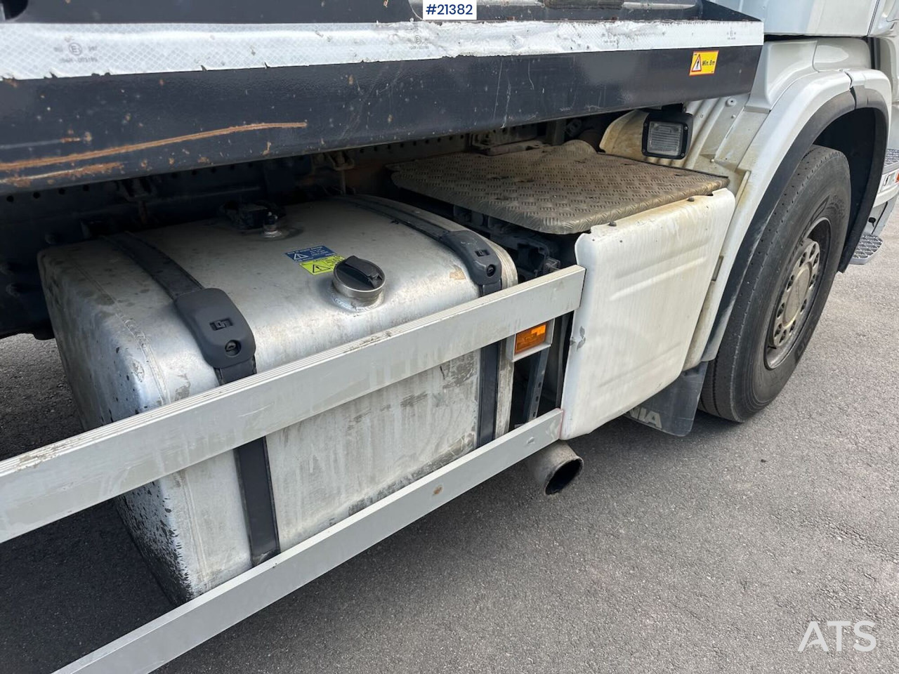 Būvgružu konteineru vedējs Scania P280: foto 28