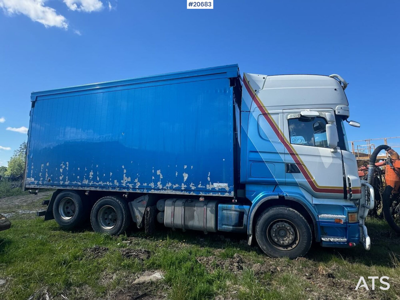Scania R500 - Kravas automašīna ar slēgto virsbūvi: foto 2 Scania R500 - Kravas automašīna ar slēgto virsbūvi: foto 2