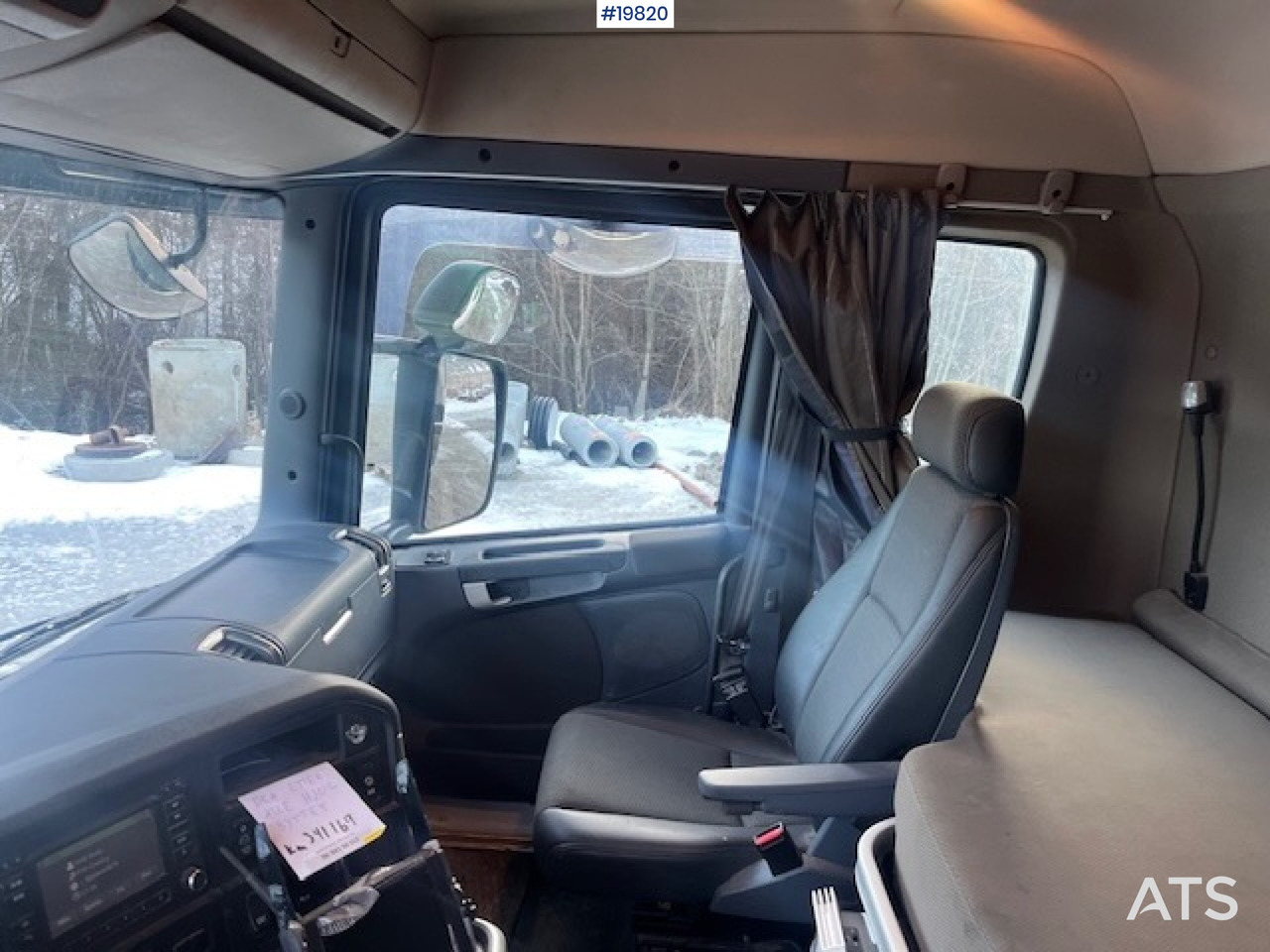 Scania R580 - Kravas automašīna pašizgāzējs: foto 5 Scania R580 - Kravas automašīna pašizgāzējs: foto 5