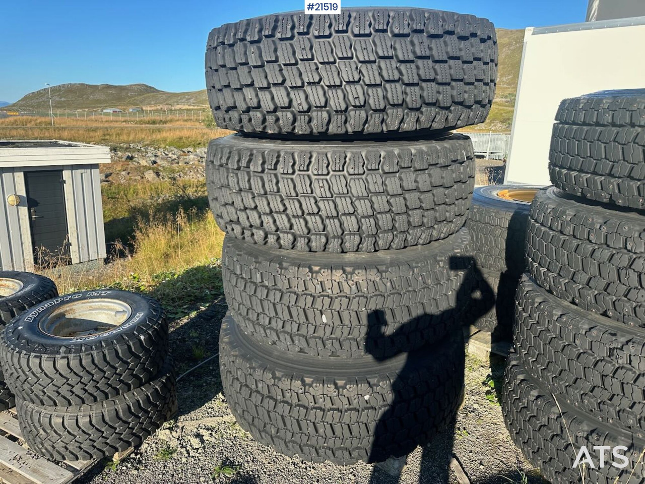 Triangle hjullaster dekk på felg til Volvo L110 hjullaster - Riepa - Celtniecības tehnika: foto 2 Triangle hjullaster dekk på felg til Volvo L110 hjullaster - Riepa - Celtniecības tehnika: foto 2