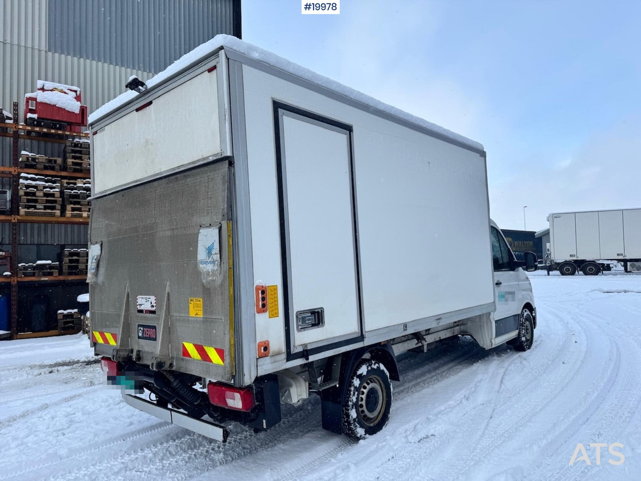 Volkswagen Crafter - Kravas automašīna ar slēgto virsbūvi: foto 4 Volkswagen Crafter - Kravas automašīna ar slēgto virsbūvi: foto 4