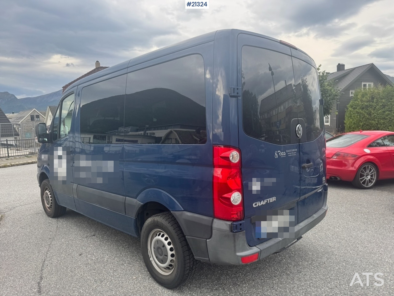 Volkswagen Crafter - Mikroautobuss, Pasažieru furgons: foto 3 Volkswagen Crafter - Mikroautobuss, Pasažieru furgons: foto 3