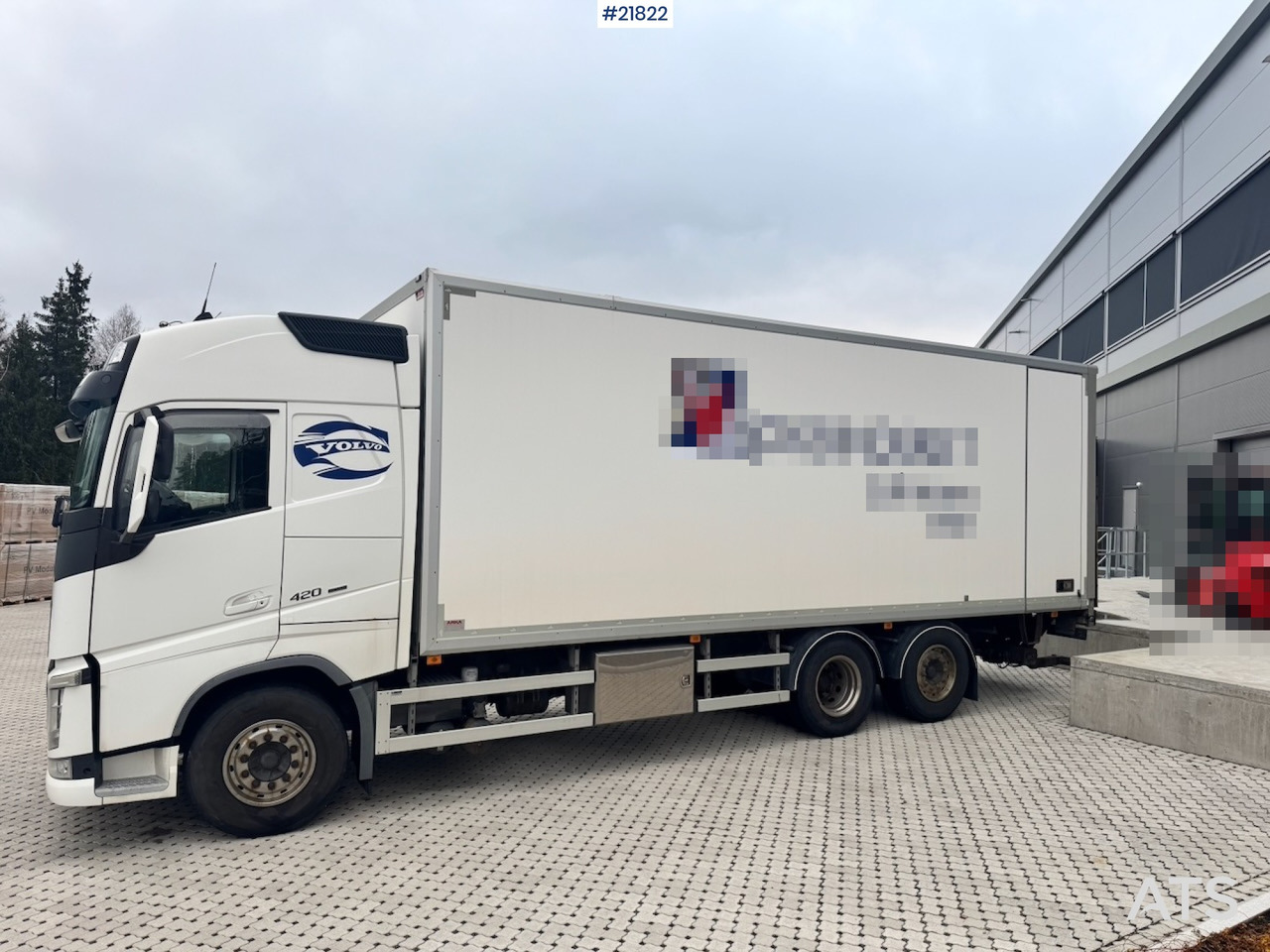 Volvo 2015 Volvo FH420 6x2 Skapbil. Eu-godkjent. SE VIDEO - Kravas automašīna ar slēgto virsbūvi: foto 3 Volvo 2015 Volvo FH420 6x2 Skapbil. Eu-godkjent. SE VIDEO - Kravas automašīna ar slēgto virsbūvi: foto 3