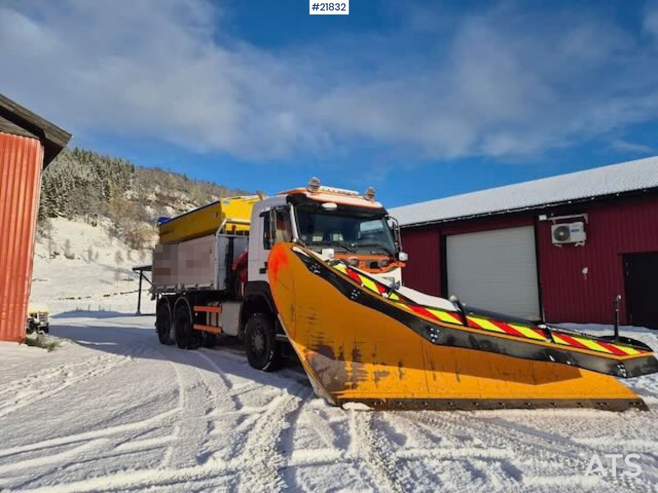 Volvo 2019 Volvo FMX 6x6 brøyterigget tippbil m/ 9,5 t/m kran, 2 sett dekk og lettkasse - Kravas automašīna pašizgāzējs: foto 5 Volvo 2019 Volvo FMX 6x6 brøyterigget tippbil m/ 9,5 t/m kran, 2 sett dekk og lettkasse - Kravas automašīna pašizgāzējs: foto 5