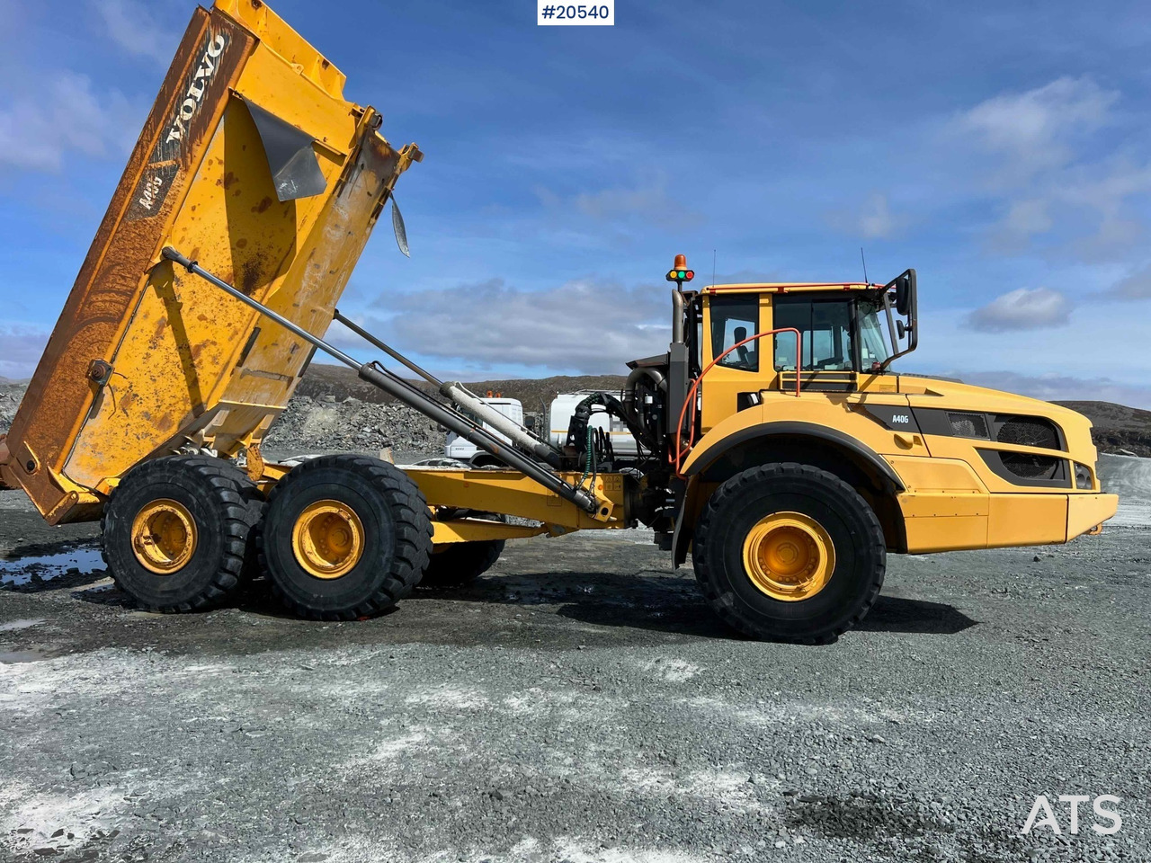 Volvo A40G - Bezceļu pašizgāzējs: foto 3 Volvo A40G - Bezceļu pašizgāzējs: foto 3