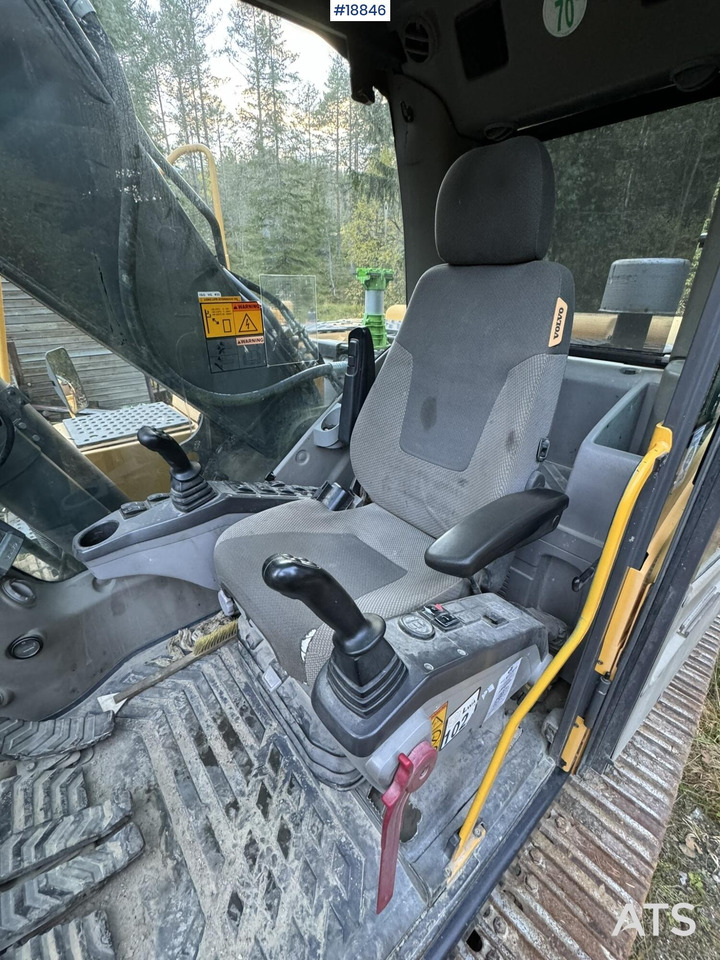 Kāpurķēžu ekskavators Volvo EC210CL: foto 22