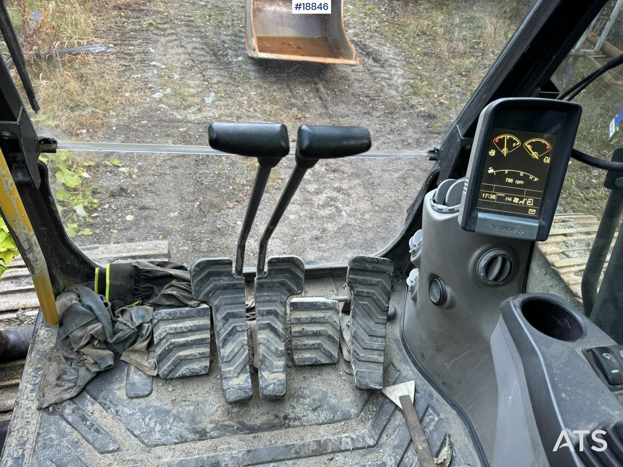 Kāpurķēžu ekskavators Volvo EC210CL: foto 48