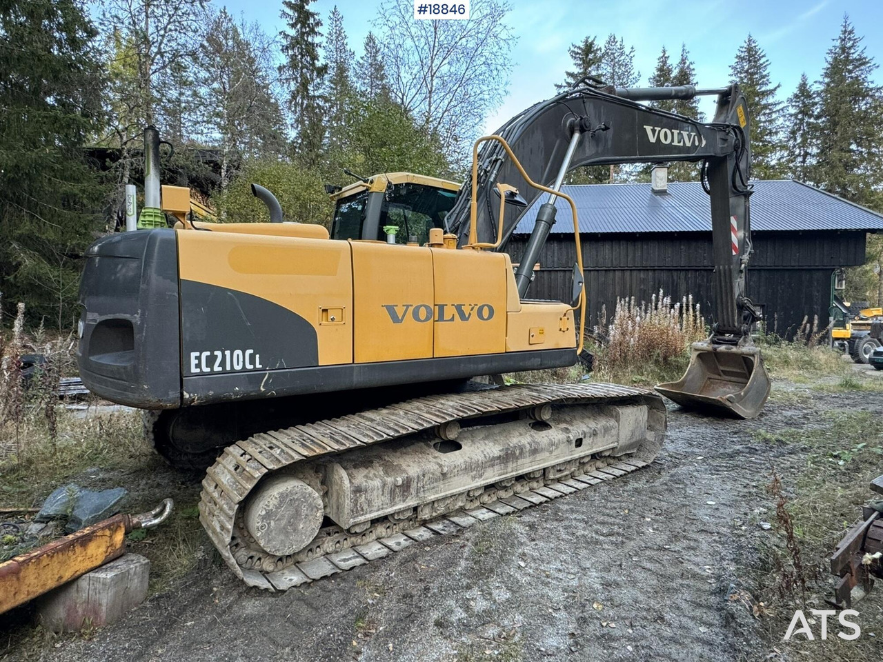 Volvo EC210CL - Kāpurķēžu ekskavators: foto 2 Volvo EC210CL - Kāpurķēžu ekskavators: foto 2