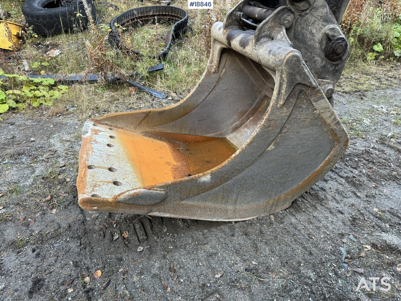 Kāpurķēžu ekskavators Volvo EC210CL: foto 36