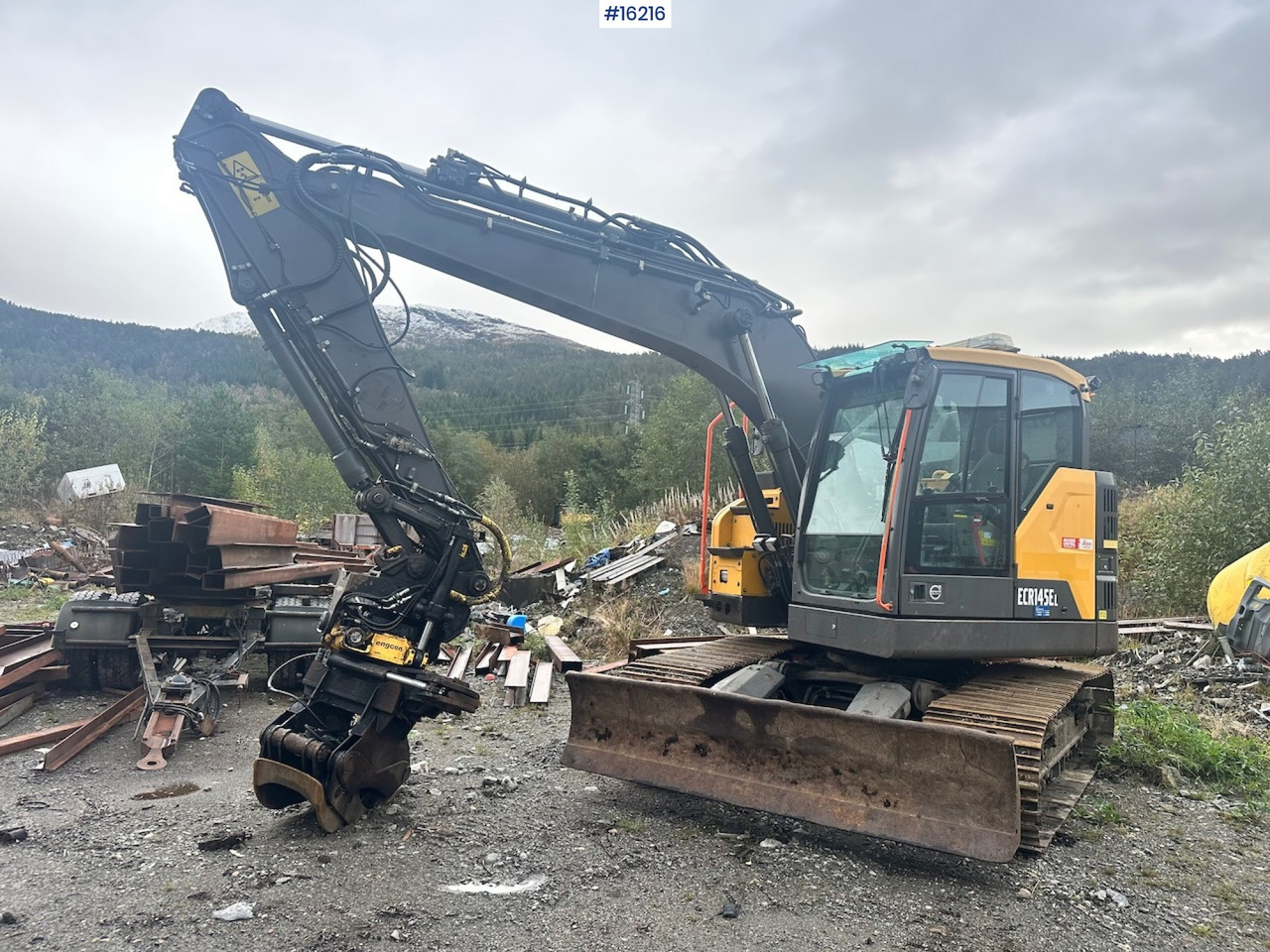 Volvo ECR145 - Ekskavators: foto 1 Volvo ECR145 - Ekskavators: foto 1