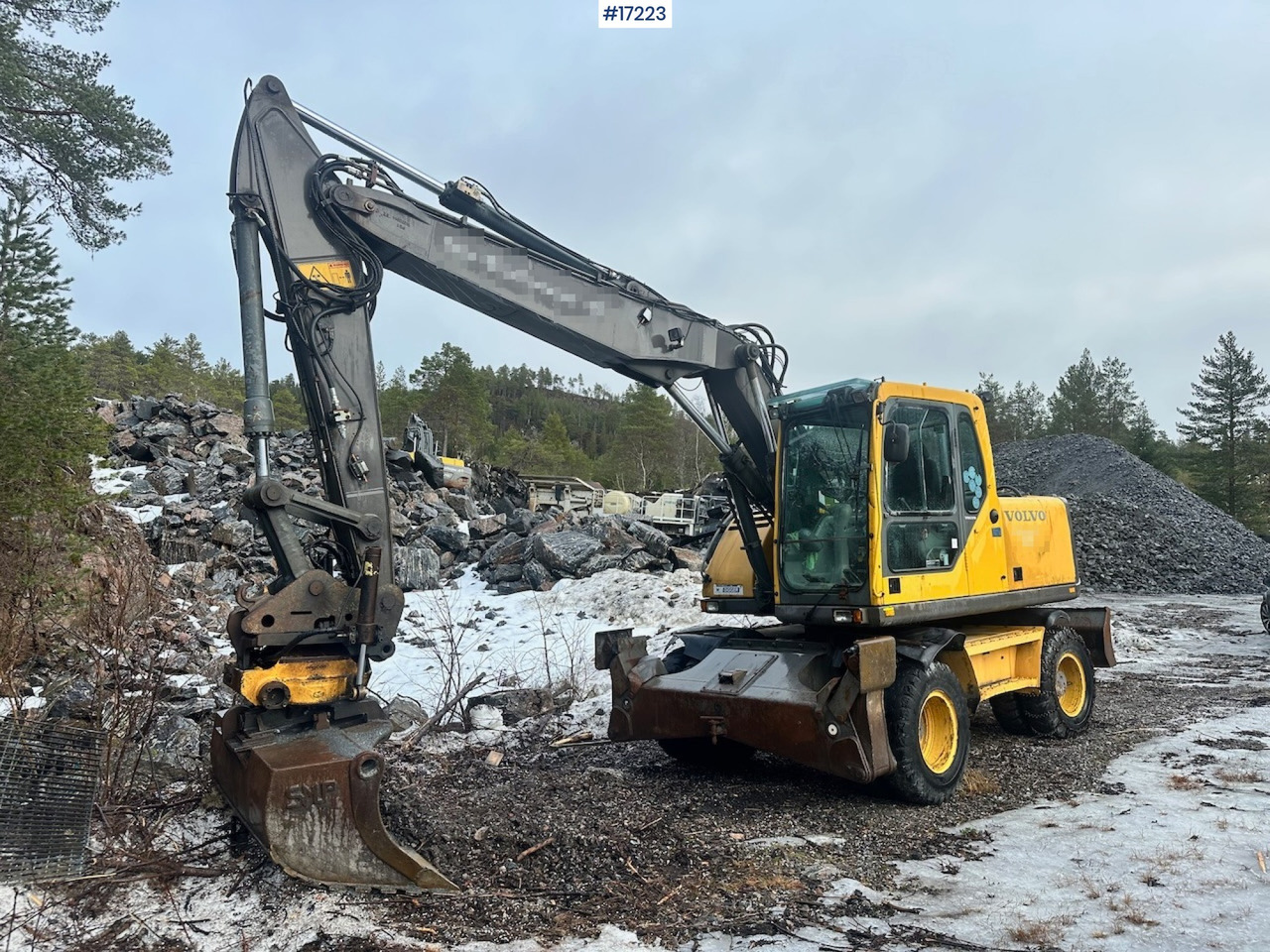 Volvo EW160B - Ekskavators: foto 1 Volvo EW160B - Ekskavators: foto 1