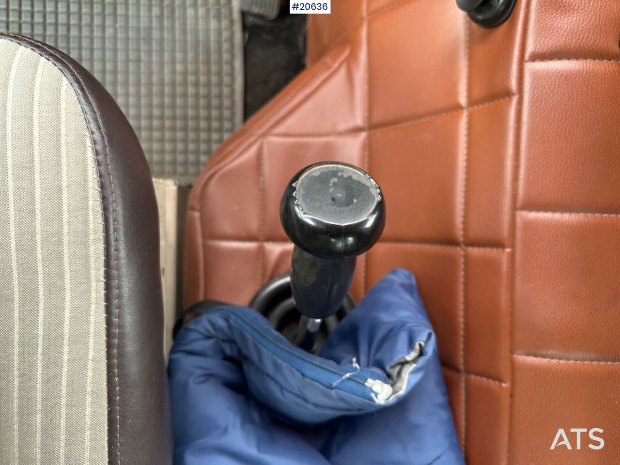 Bortu kravas automašīna/ Platforma, Kravas auto ar manipulatoru Volvo F89 46: foto 48