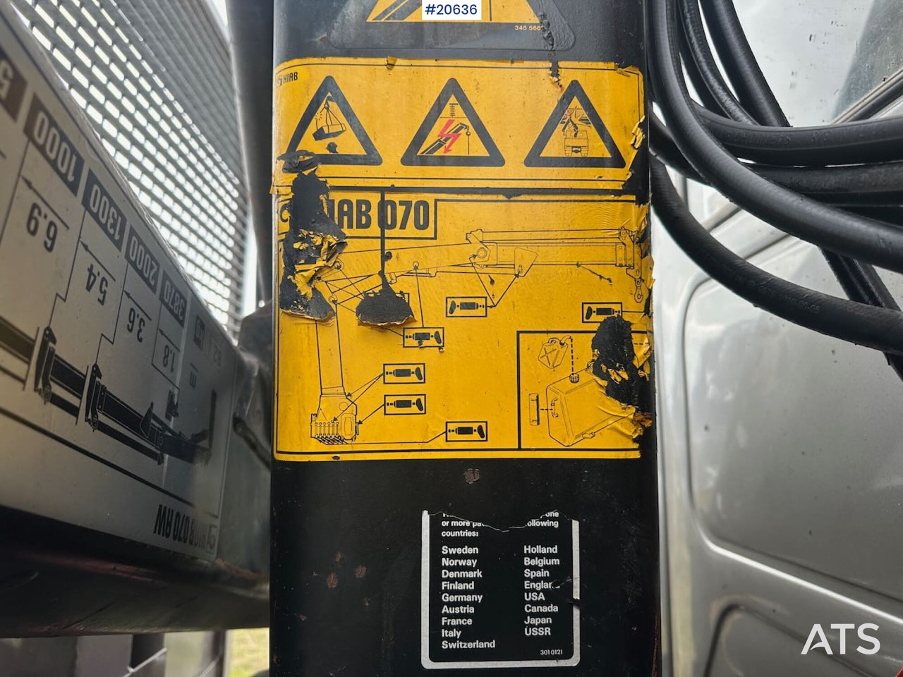 Bortu kravas automašīna/ Platforma, Kravas auto ar manipulatoru Volvo F89 46: foto 34