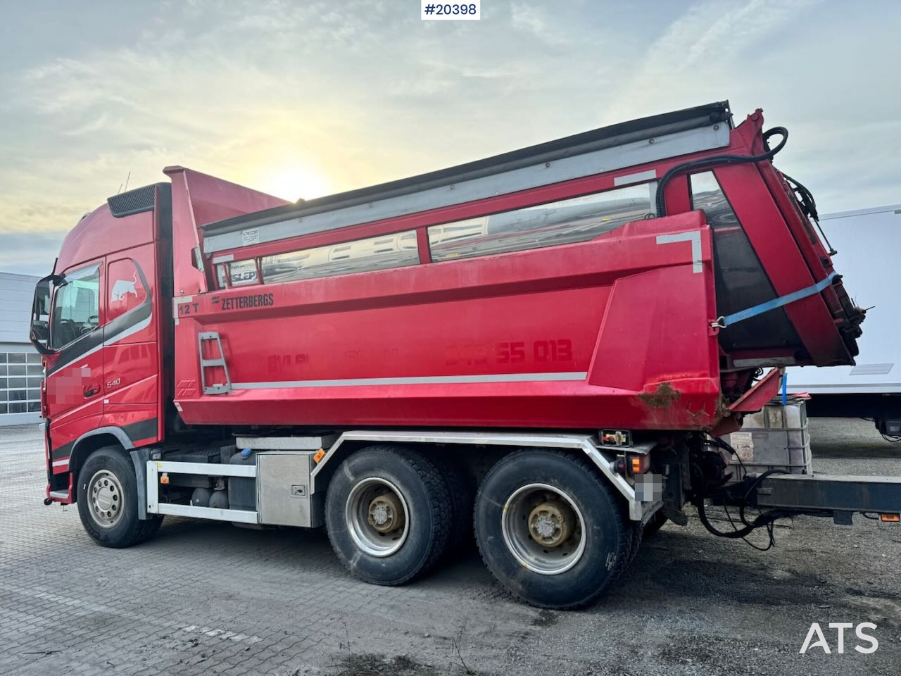 Volvo FH 540 - Kravas automašīna pašizgāzējs: foto 4 Volvo FH 540 - Kravas automašīna pašizgāzējs: foto 4