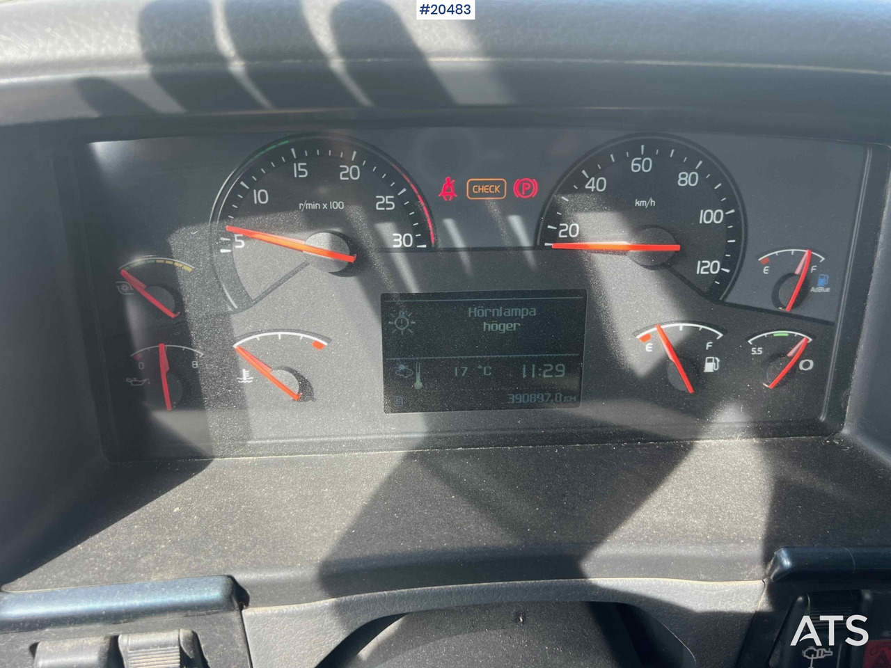 Kravas automašīna pašizgāzējs Volvo FH13 540: foto 24 Kravas automašīna pašizgāzējs Volvo FH13 540: foto 24