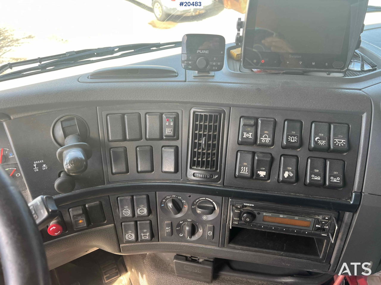 Kravas automašīna pašizgāzējs Volvo FH13 540: foto 26 Kravas automašīna pašizgāzējs Volvo FH13 540: foto 26