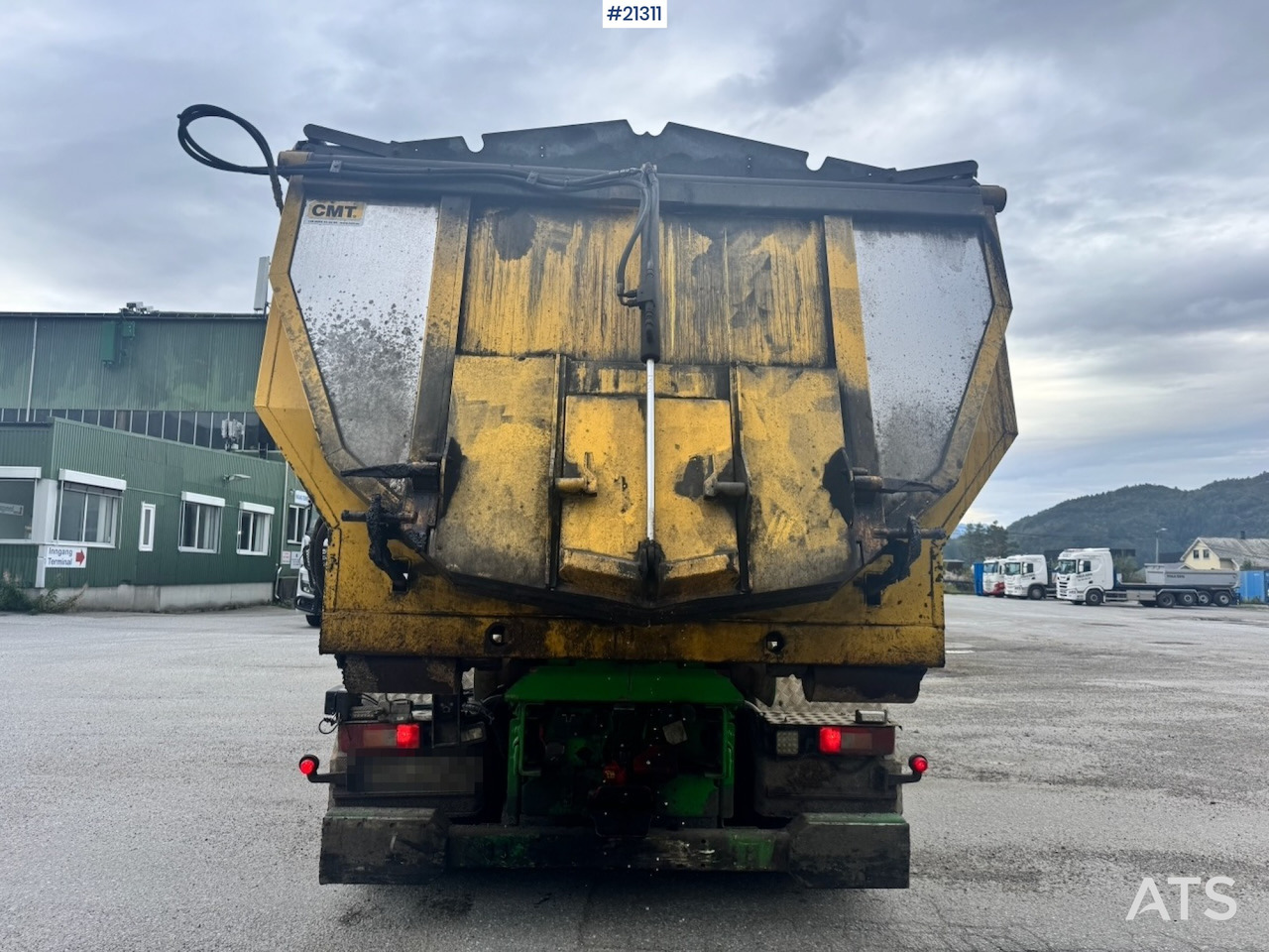 Volvo FH16 750 - Pacēlājs ar āķi: foto 5 Volvo FH16 750 - Pacēlājs ar āķi: foto 5