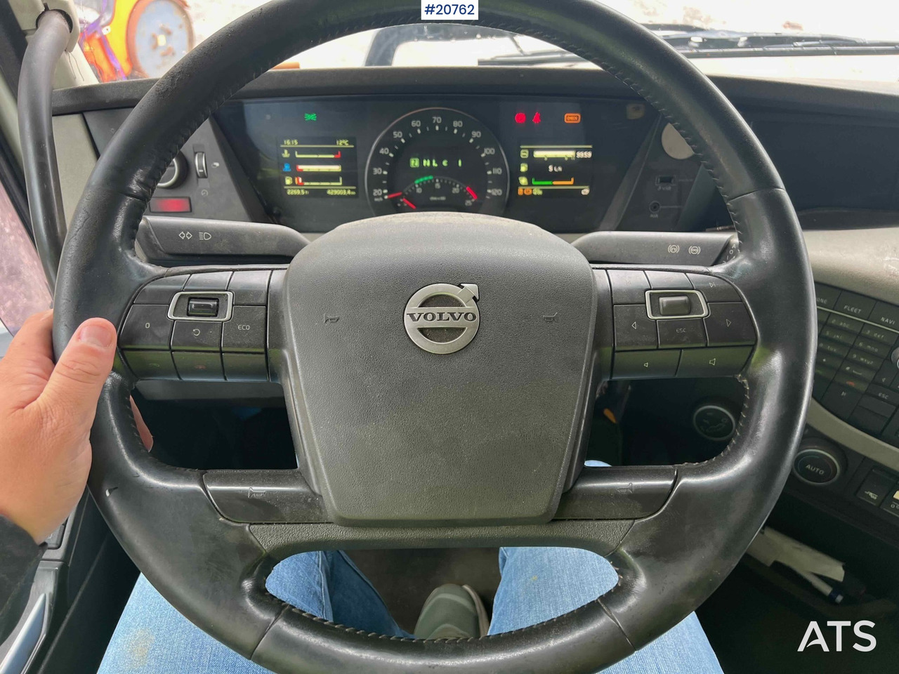 Pacēlājs ar āķi Volvo FH16: foto 23