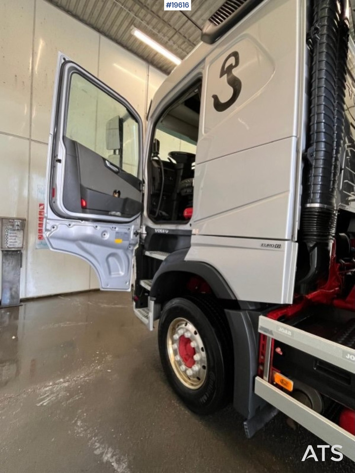 Pacēlājs ar āķi, Kravas auto ar manipulatoru Volvo FH420: foto 15