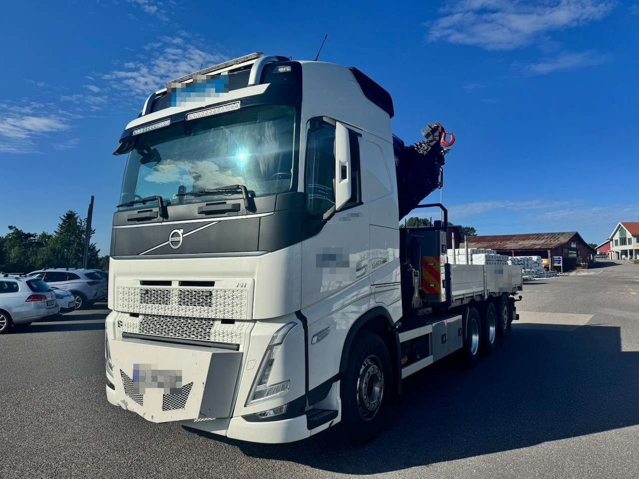 Volvo FH540 - Kravas auto ar manipulatoru: foto 1 Volvo FH540 - Kravas auto ar manipulatoru: foto 1