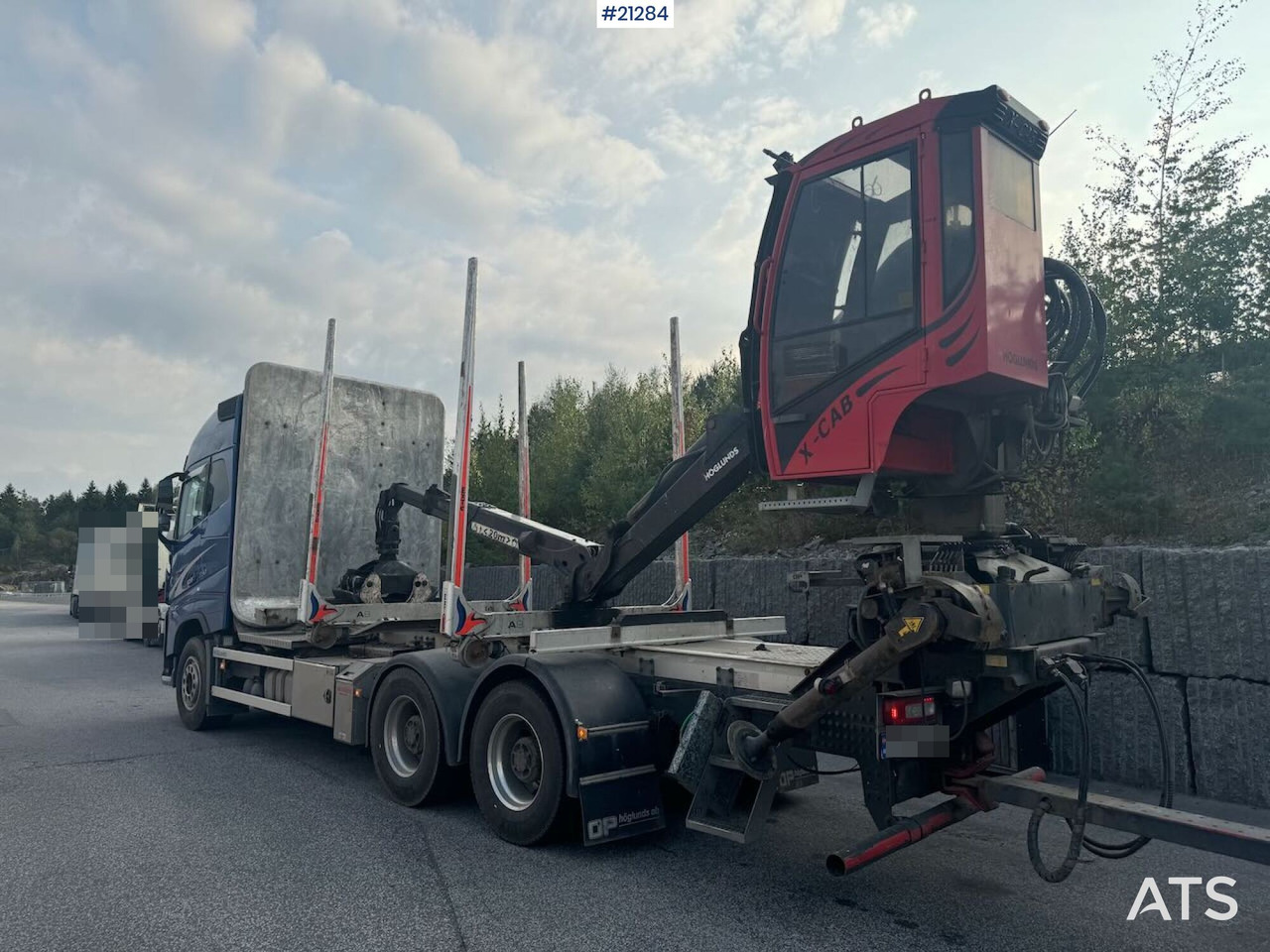 Volvo FH750 - Kokvedējs, Kravas auto ar manipulatoru: foto 3 Volvo FH750 - Kokvedējs, Kravas auto ar manipulatoru: foto 3