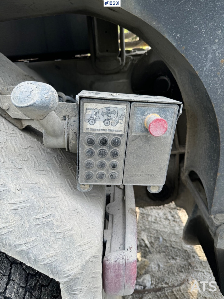 Betonvedējs Volvo FMX 500: foto 26