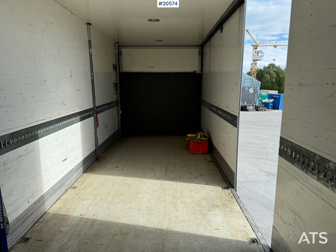 Kravas automašīna ar slēgto virsbūvi Volvo Fh540 6x2 skapbil m/ full sideåpning og lift: foto 18