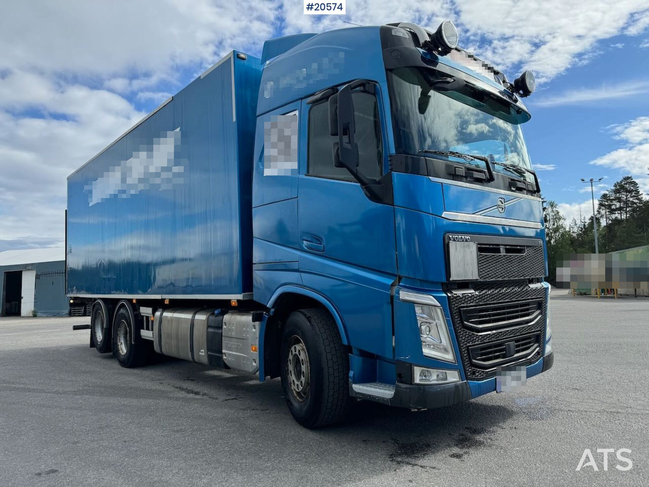 Kravas automašīna ar slēgto virsbūvi Volvo Fh540 6x2 skapbil m/ full sideåpning og lift: foto 7