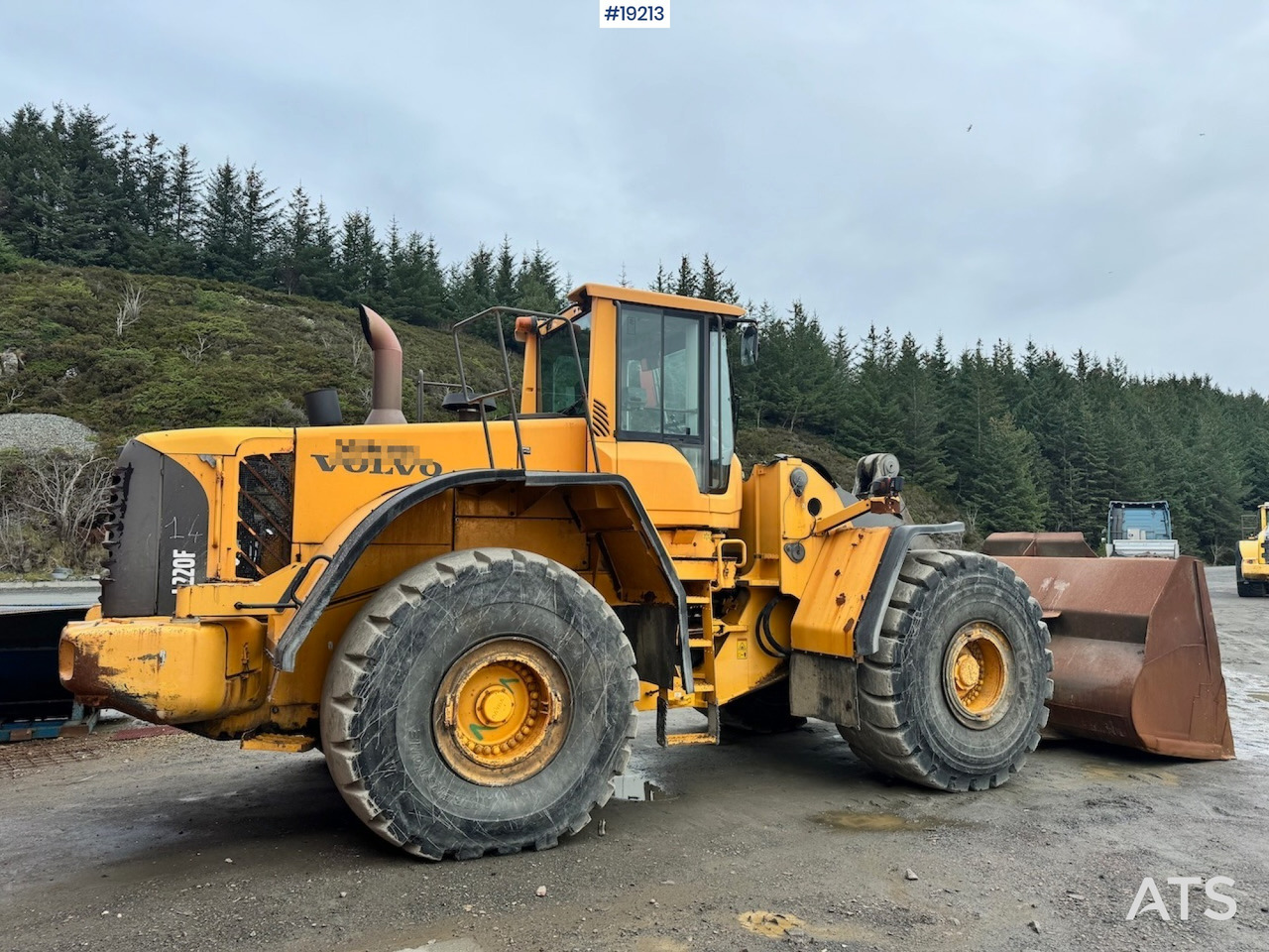 Volvo L220F - Riteņu iekrāvējs: foto 3 Volvo L220F - Riteņu iekrāvējs: foto 3