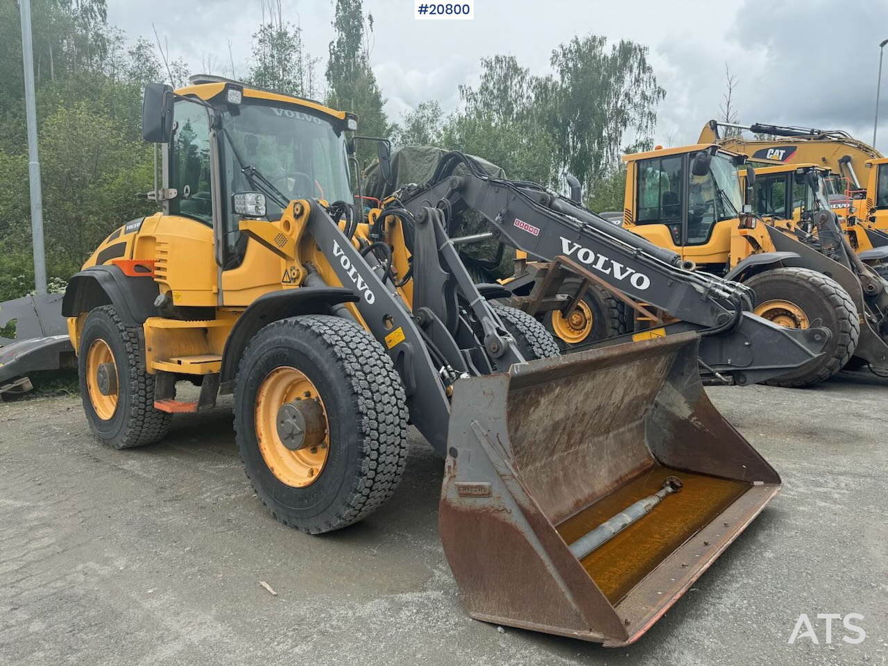 Volvo L45G - Riteņu iekrāvējs: foto 1 Volvo L45G - Riteņu iekrāvējs: foto 1