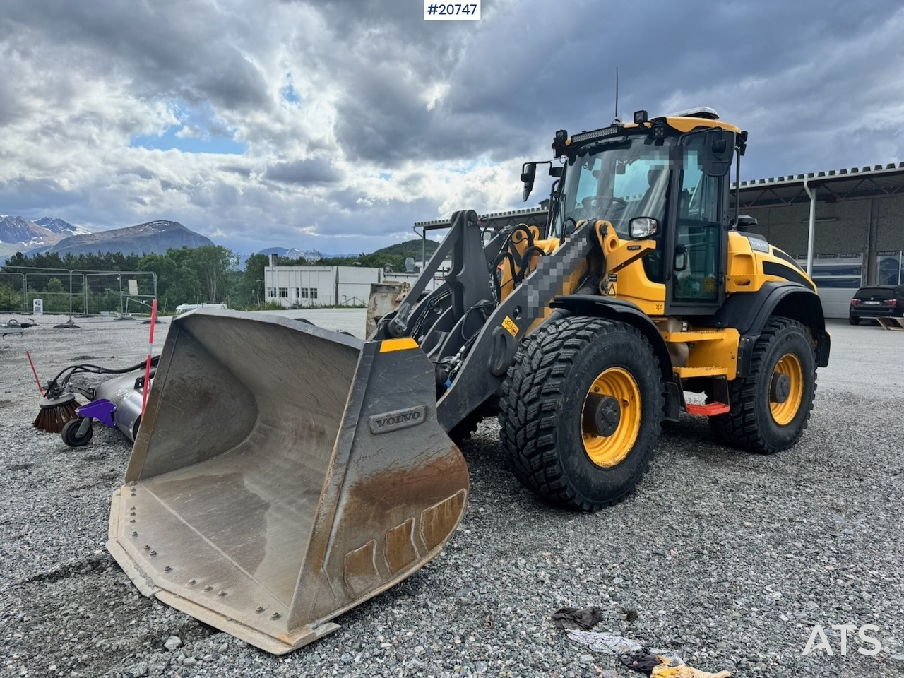 Volvo L45H - Riteņu iekrāvējs: foto 2 Volvo L45H - Riteņu iekrāvējs: foto 2