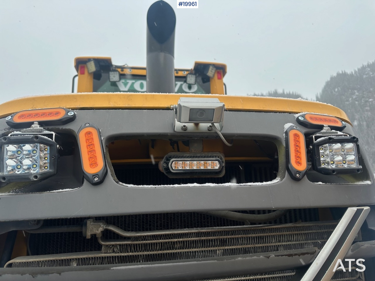 Riteņu iekrāvējs Volvo L90F: foto 22