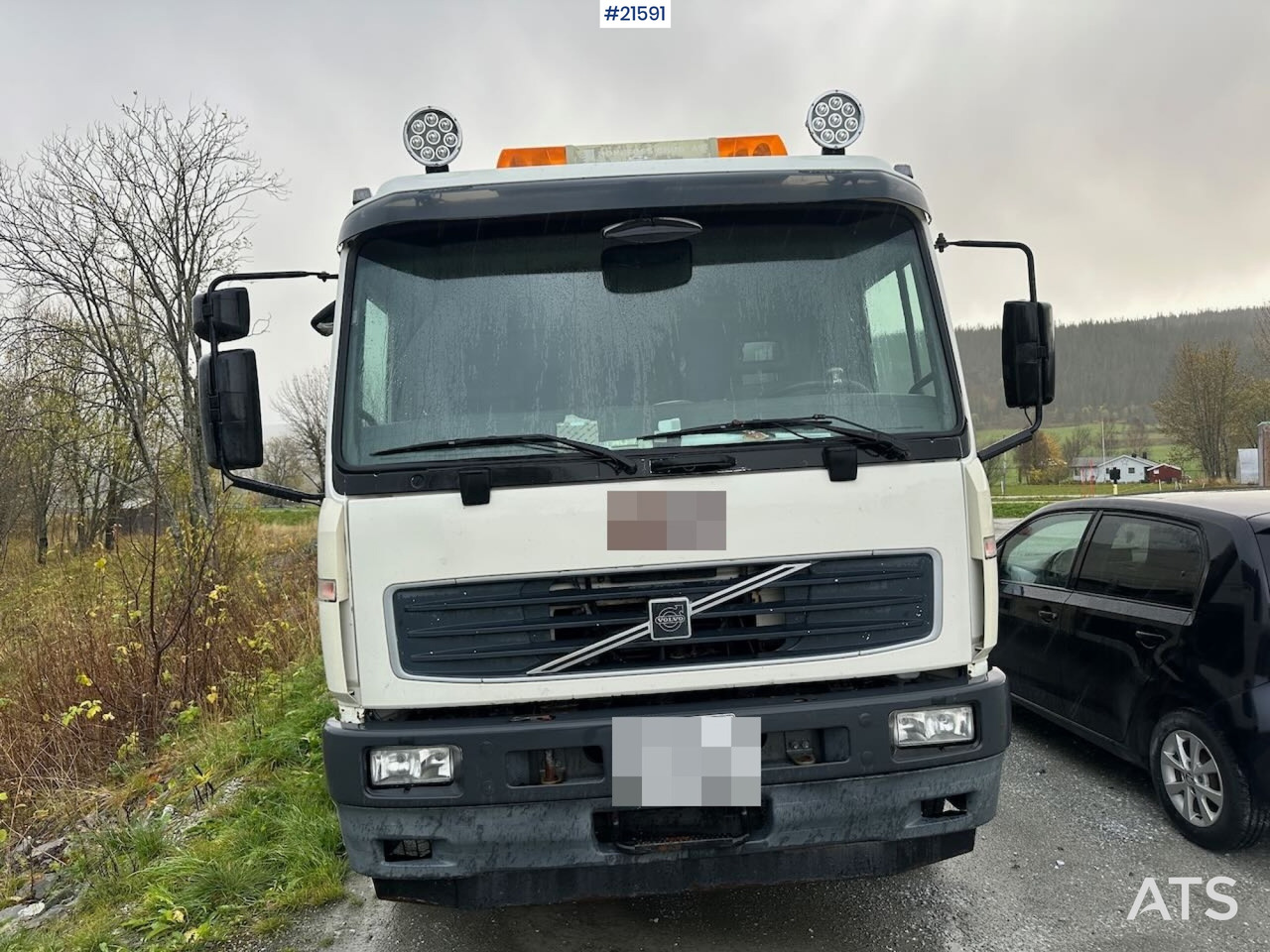 Volvo Volvo - Kravas auto ar manipulatoru: foto 2 Volvo Volvo - Kravas auto ar manipulatoru: foto 2