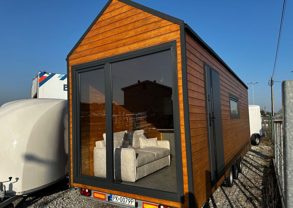 Boro Drewniany DOMEK MOBILNY na przyczepie 7,5m x 2,5m - Dzīvojamais treileris: foto 1 Boro Drewniany DOMEK MOBILNY na przyczepie 7,5m x 2,5m - Dzīvojamais treileris: foto 1