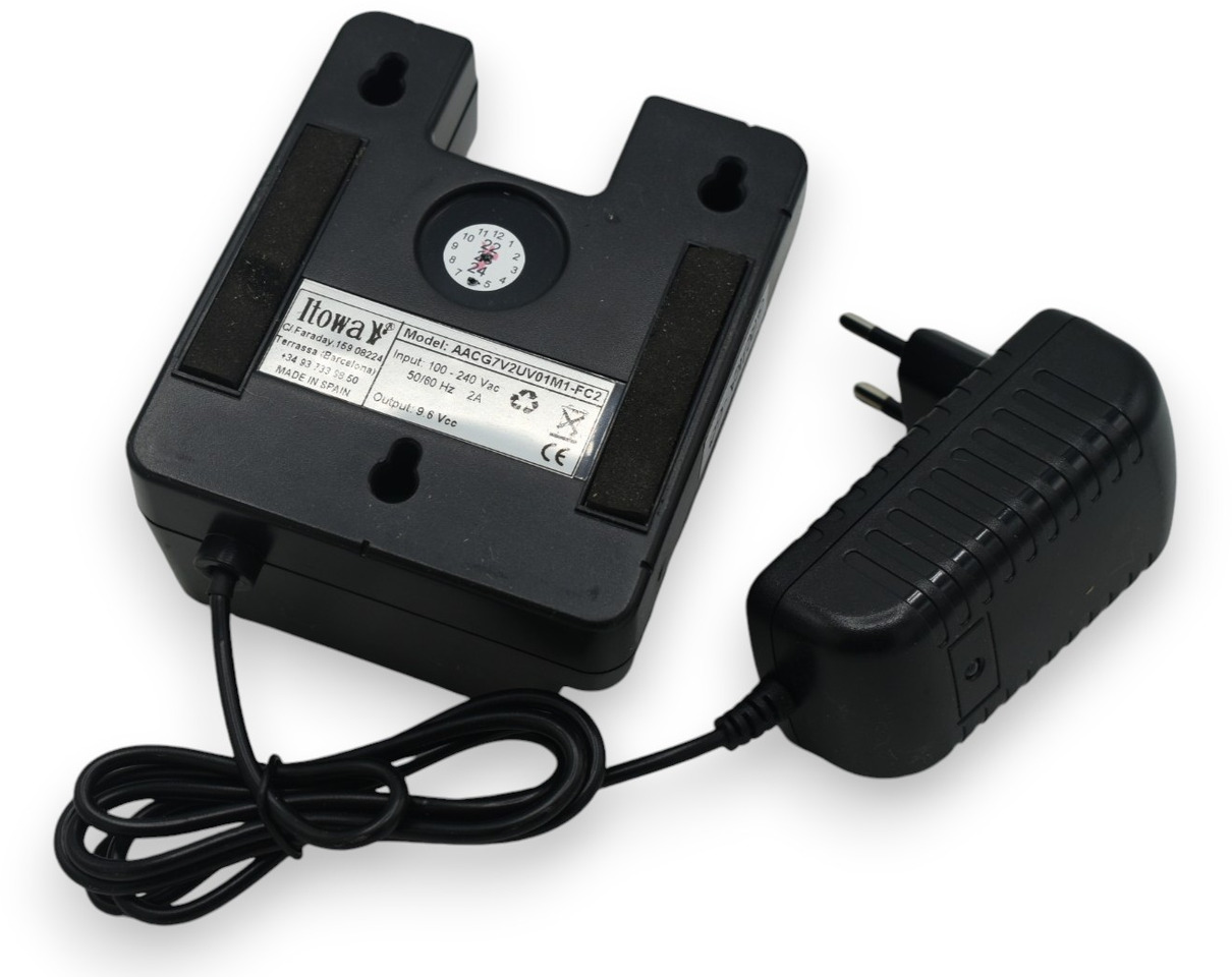 Itowa original charger BT7223MH, BT7216MH - Elektrosistēma - Celtnis-manipulators: foto 4 Itowa original charger BT7223MH, BT7216MH - Elektrosistēma - Celtnis-manipulators: foto 4
