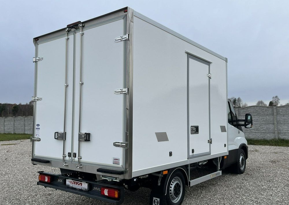 Iveco Daily - Komercauto refrižerators: foto 4 Iveco Daily - Komercauto refrižerators: foto 4