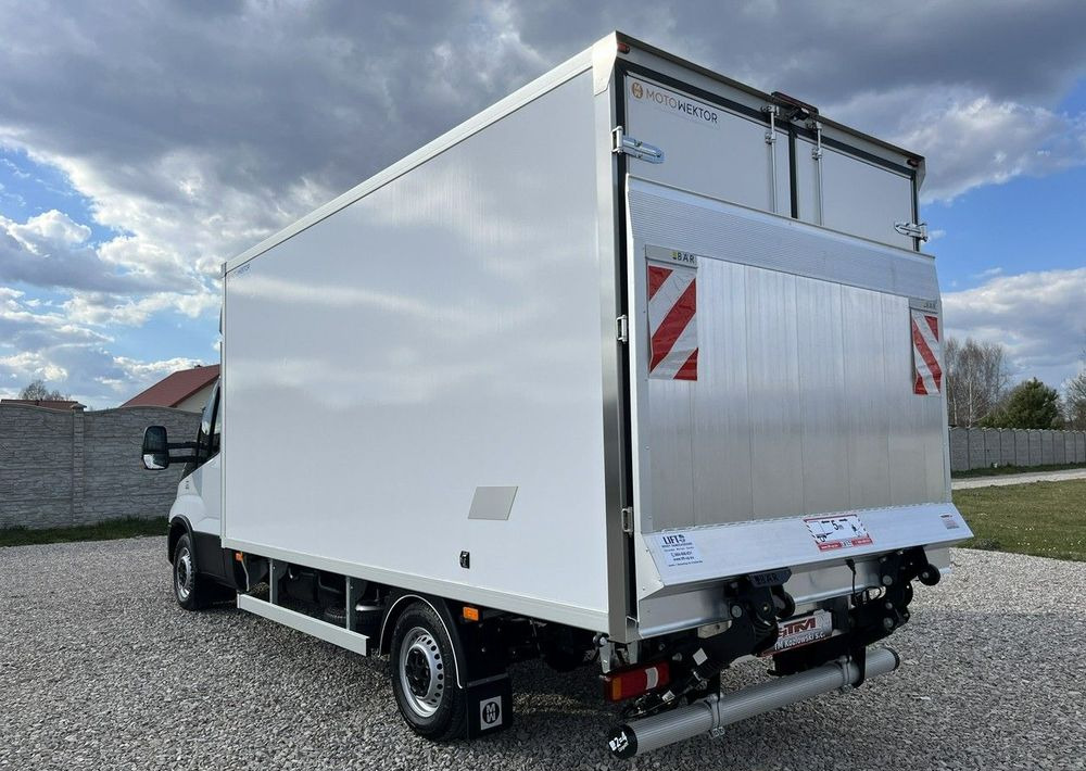 Renault Master - Komercauto refrižerators: foto 4 Renault Master - Komercauto refrižerators: foto 4
