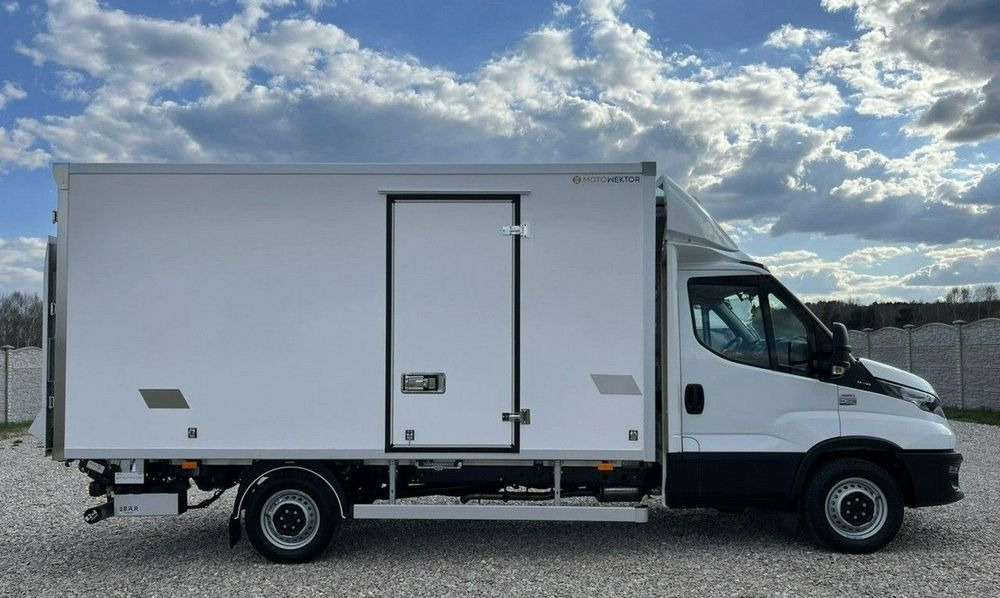 Renault Master - Komercauto refrižerators: foto 1 Renault Master - Komercauto refrižerators: foto 1