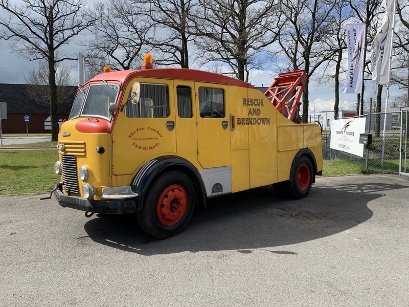 Commercial Commer Wrecker Afsleep Berging 1952 Barnfinds and Restoration projects Dubbelcabine bergingsvoertuig - Auto evakuators: foto 3 Commercial Commer Wrecker Afsleep Berging 1952 Barnfinds and Restoration projects Dubbelcabine bergingsvoertuig - Auto evakuators: foto 3