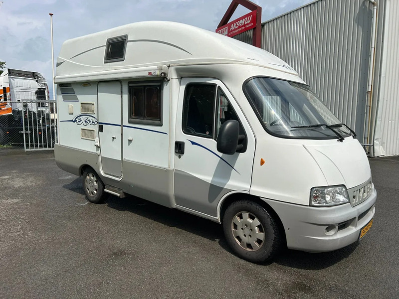 Hymer EXSIS 4 persoon's Prijs 25900 euro geen btw - Daļēji integrētais kemperis: foto 3 Hymer EXSIS 4 persoon's Prijs 25900 euro geen btw - Daļēji integrētais kemperis: foto 3