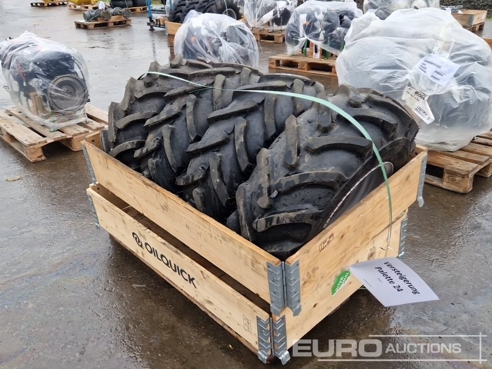 10.0/75-15.3 Tyres with Rims (4 of) - Riepa: foto 4 10.0/75-15.3 Tyres with Rims (4 of) - Riepa: foto 4