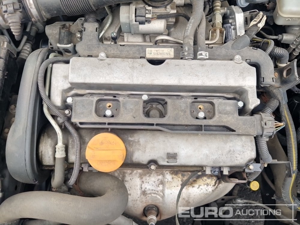 Vieglā automašīna 2002 Opel Astra: foto 12