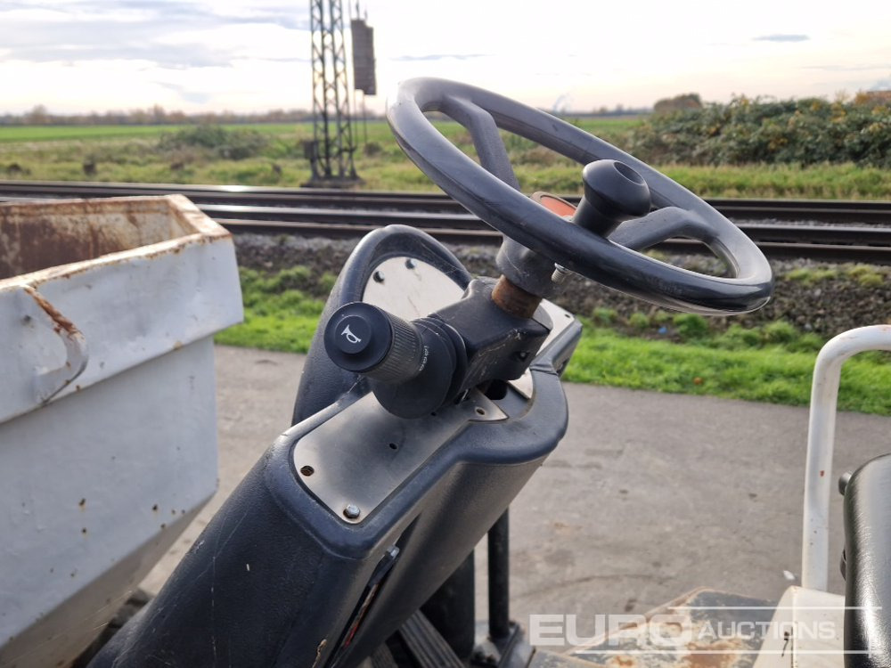 Mini pašizgāzējs 2009 Ausa D350 AHG: foto 17