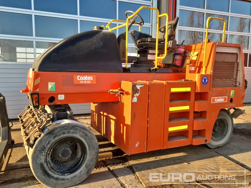 2010 Dynapac CP142 - Veltnis: foto 1 2010 Dynapac CP142 - Veltnis: foto 1