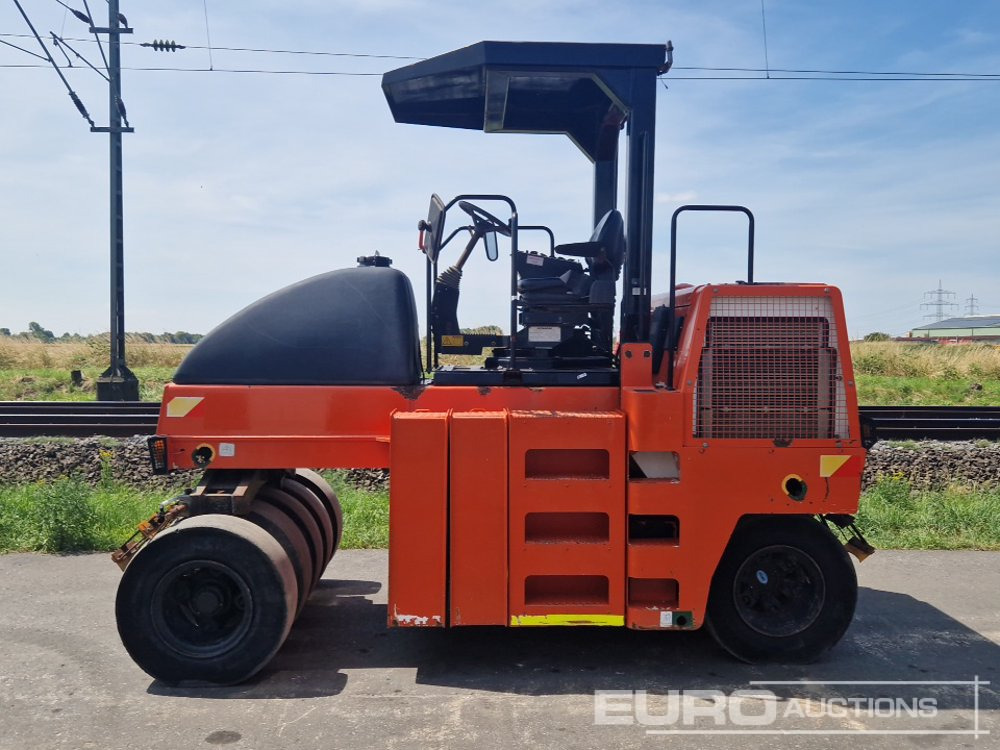 2010 Dynapac CP142 - Veltnis: foto 2 2010 Dynapac CP142 - Veltnis: foto 2