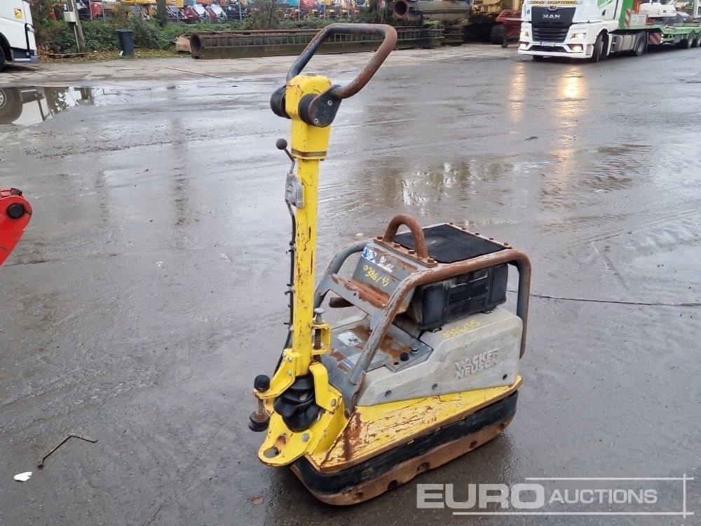 2011 Wacker Neuson DPU45/45HE - Asfalta ieklāšanas tehnika: foto 1 2011 Wacker Neuson DPU45/45HE - Asfalta ieklāšanas tehnika: foto 1
