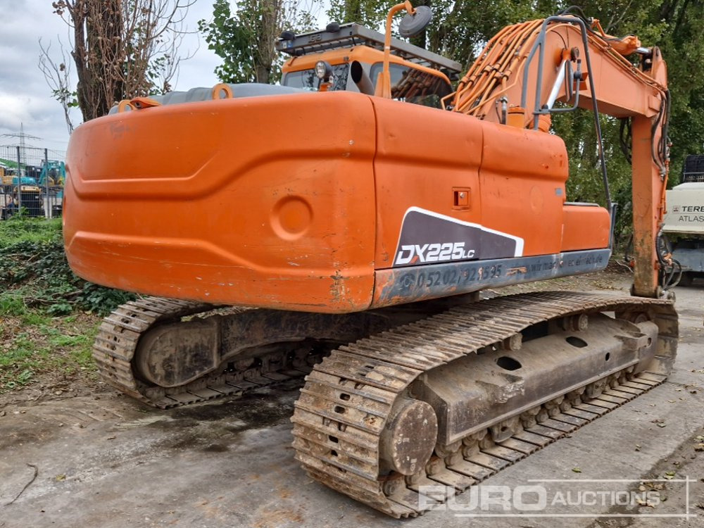 2012 Doosan DX225LC - Kāpurķēžu ekskavators: foto 1 2012 Doosan DX225LC - Kāpurķēžu ekskavators: foto 1
