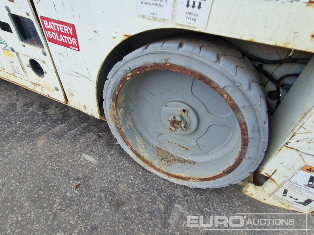 Šķērveida pacēlājs 2012 Genie GS-3232: foto 7